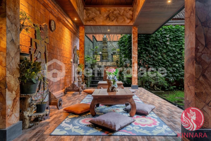 Striking 7 BR Villa in Ubud - Villa, Ubud, Bali - photo 5