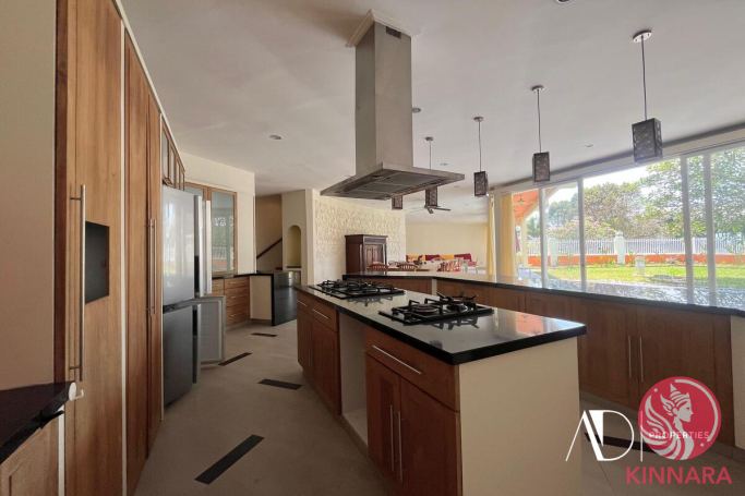 Prestigious Villa Location - Villa, Badung, Bali - photo 10