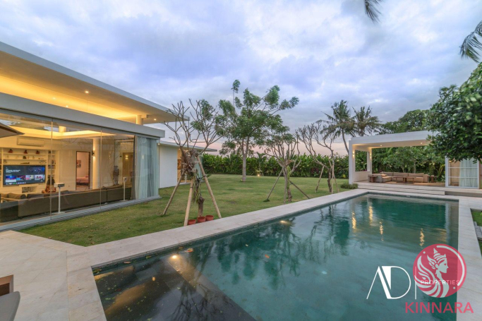 Freehold 5BR Villa in Canggu - Villa, Badung, Bali - photo 3
