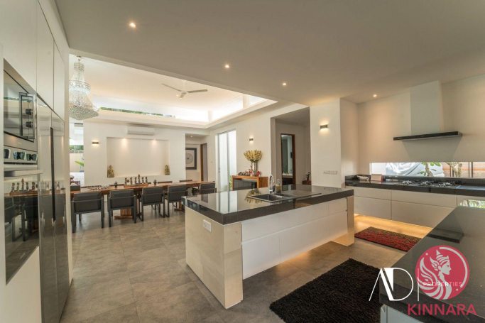 Freehold 5BR Villa in Canggu - Villa, Badung, Bali - photo 6